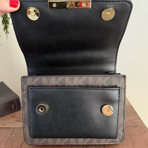 NWOT Michael Kors Jade XS Crossbody - Picture 8 of 8